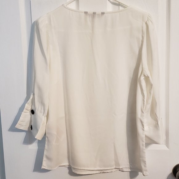 Vero Moda Button Sleeve Top: Size S - Picture 12 of 12